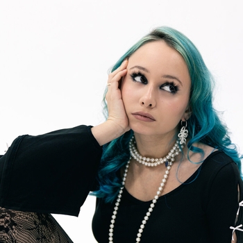 Нонконформистка - Наваждение