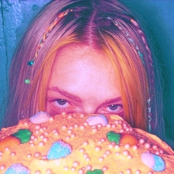 Makk Mikkael - Swings