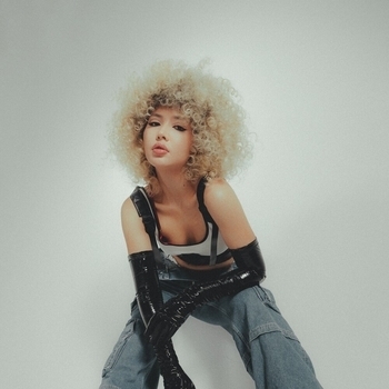 Anel Renaldi - Run Run