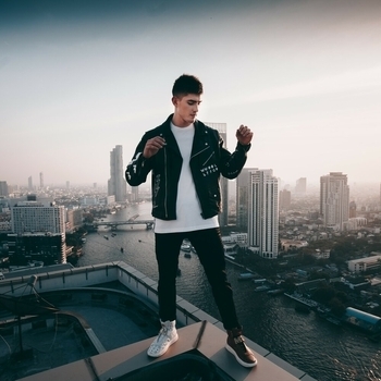 Robin - Frontside Ollie