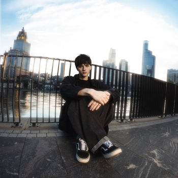 Ugly Nick, Lowdan - Postmoskva20