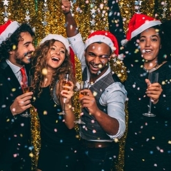 Christmas Party Singers - Mistletoe & Wine