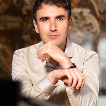 Vadim Chaimovich, Johann Sebastian Bach - Prelude and Fugue in F-Sharp Major, BWV 858: I. Prelude