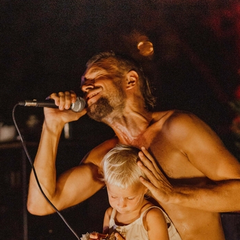 Сны ветвей - Свободны и счастливы