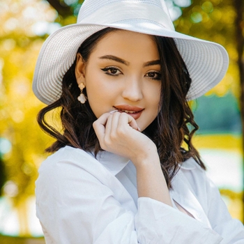 Tabassum Davronova - Bomba