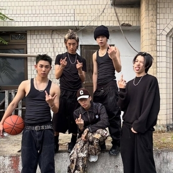 Lngshot - Moonwalkin